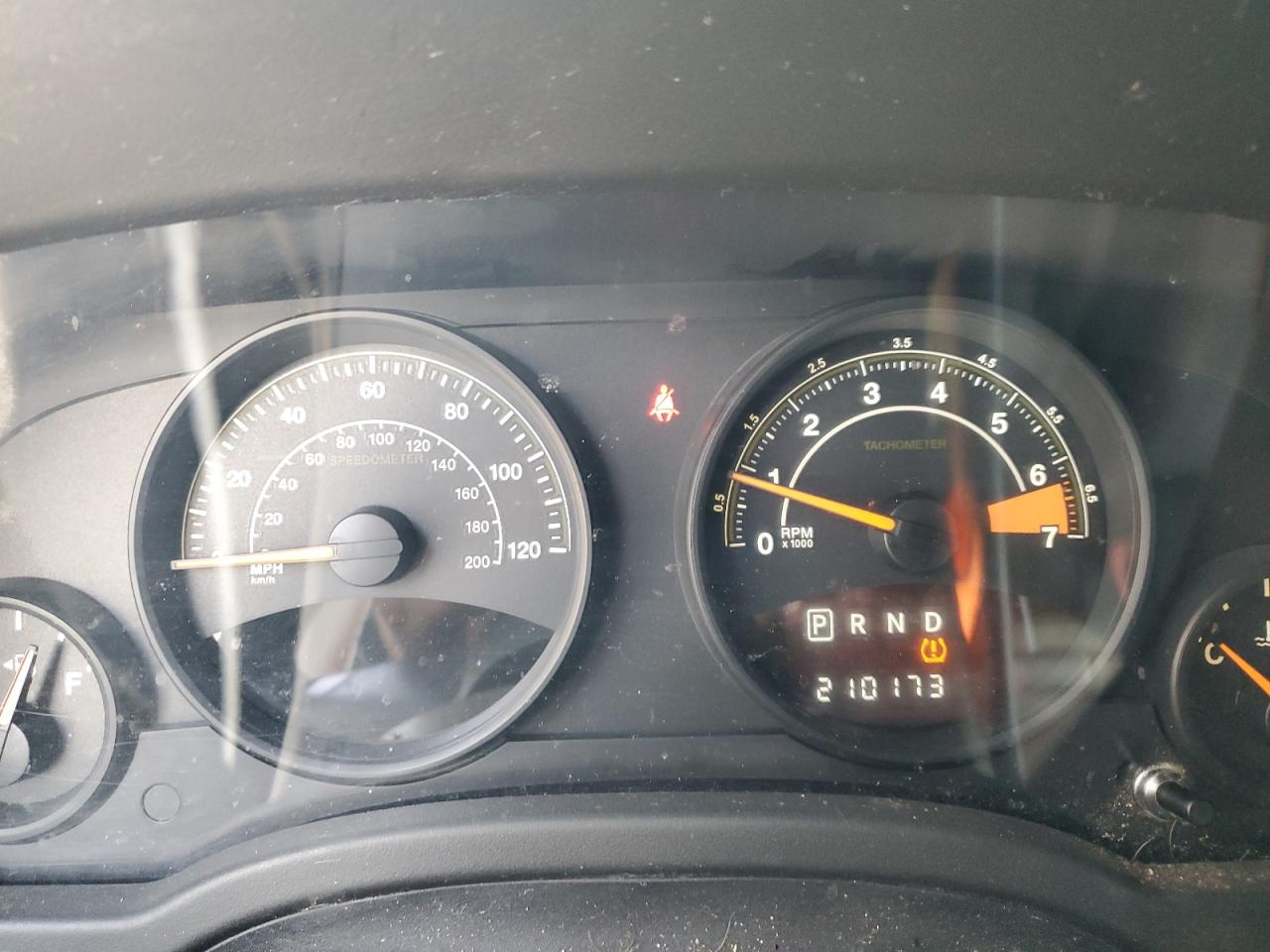 2014 Jeep Compass Sport VIN: 1C4NJCBA8ED742852 Lot: 90666095