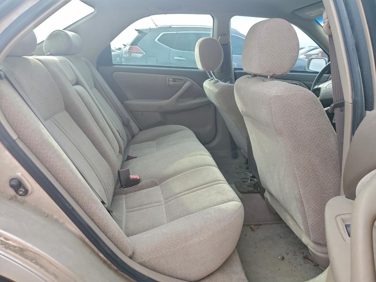 2000 Toyota Camry Ce VIN: 4T1BG22K4YU655101 Lot: 93318265