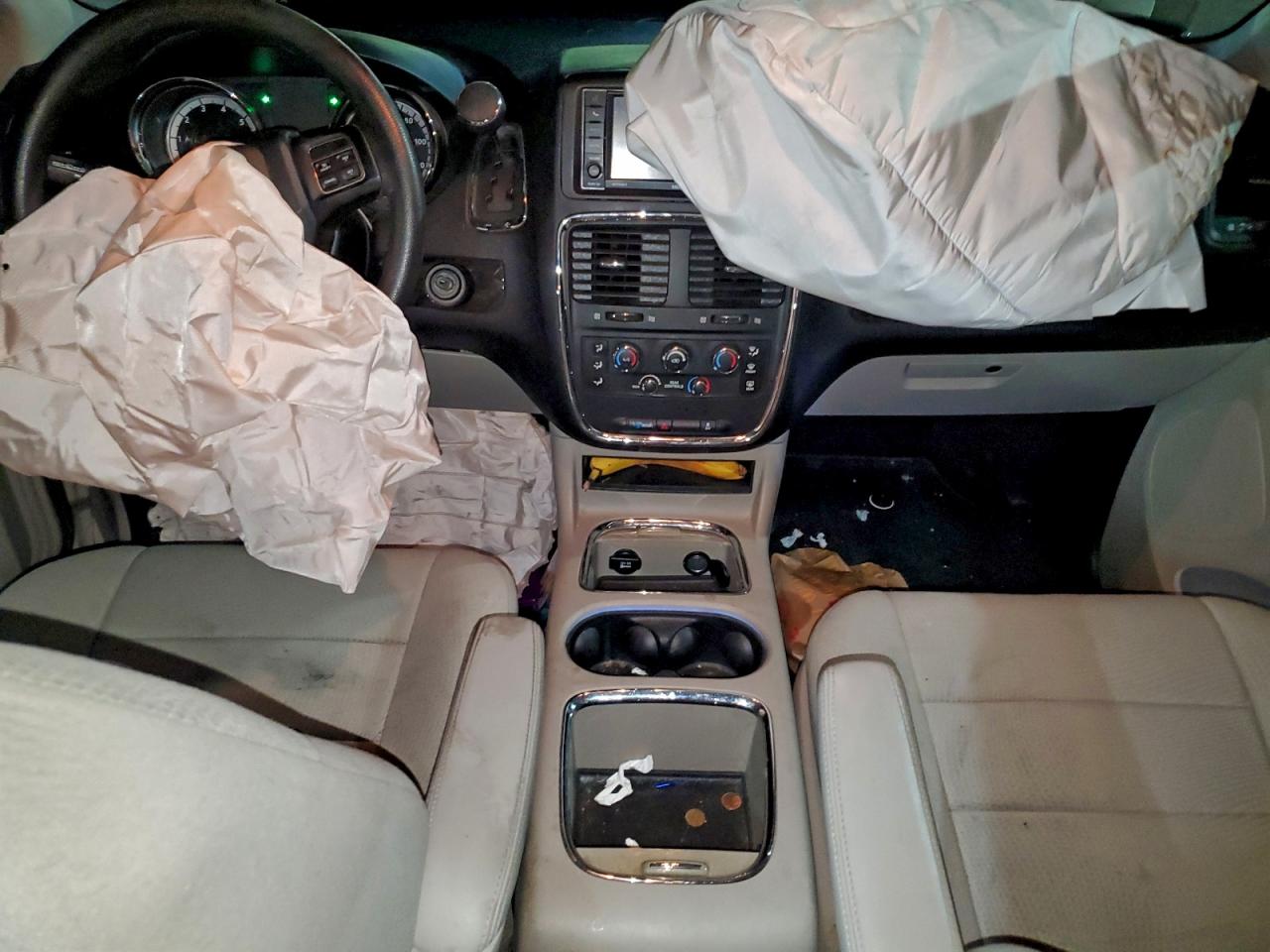 2014 Dodge Grand Cara VIN: 114218 Lot: 85440785