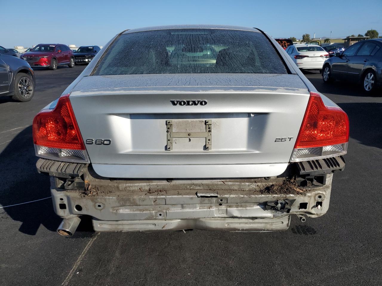 2005 Volvo S60 2.5T VIN: YV1RS592452459671 Lot: 91822815