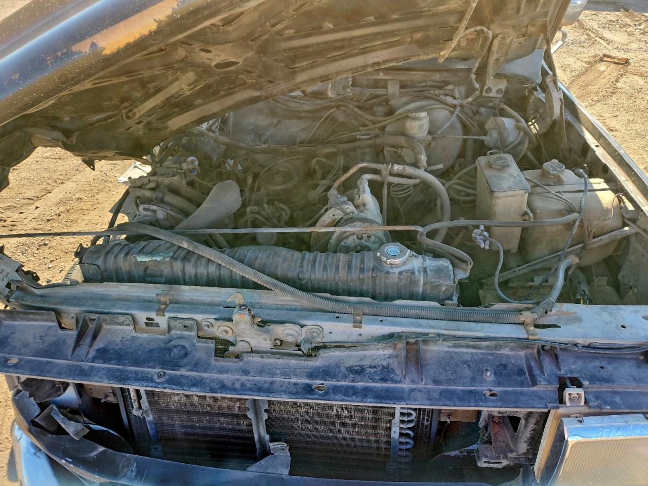 1990 Ford F350 VIN: 1FTJX35M1LKB57185 Lot: 94432835