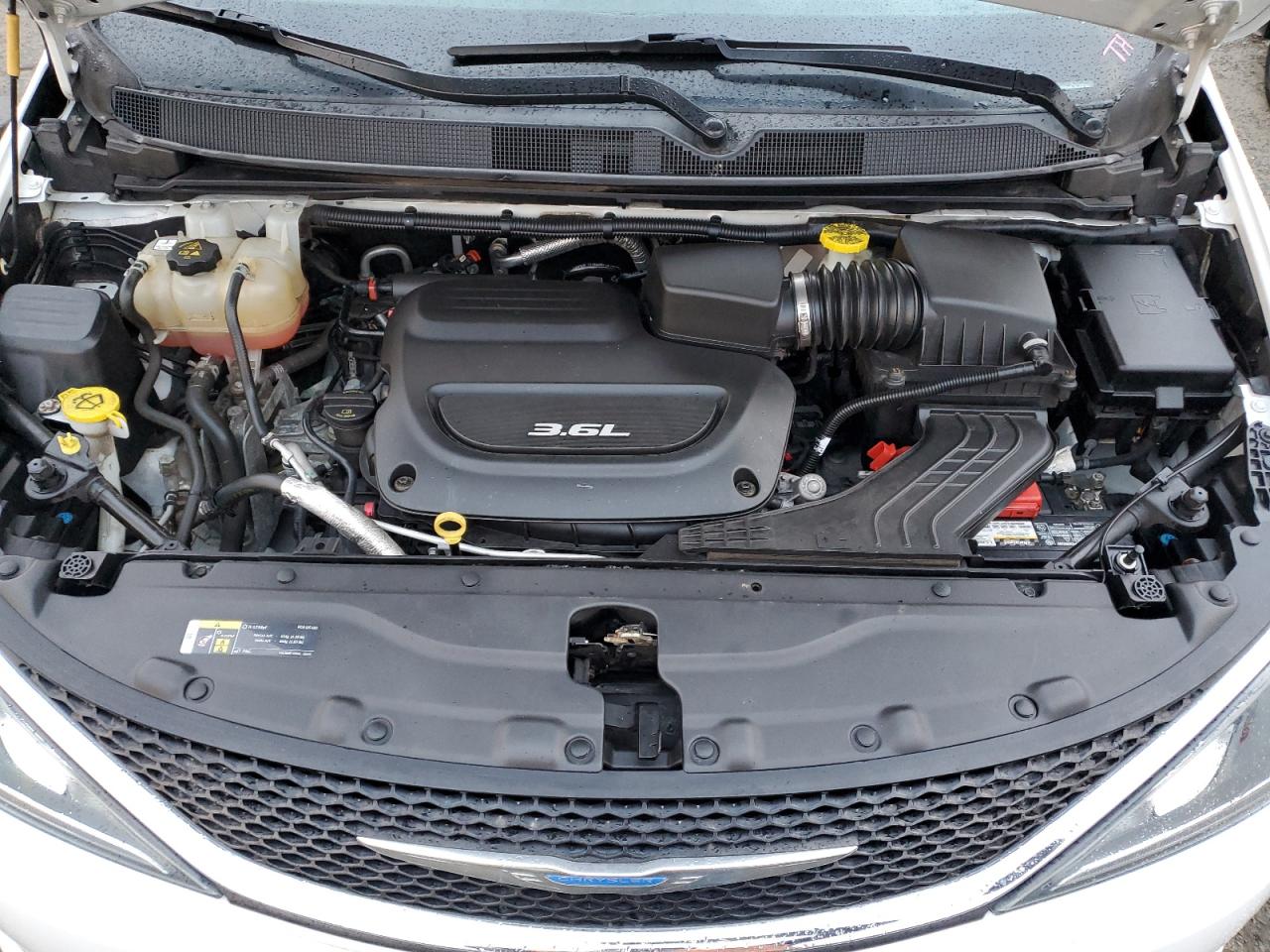 2018 Chrysler Pacifica Touring L VIN: 2C4RC1BG3JR280597 Lot: 91611425