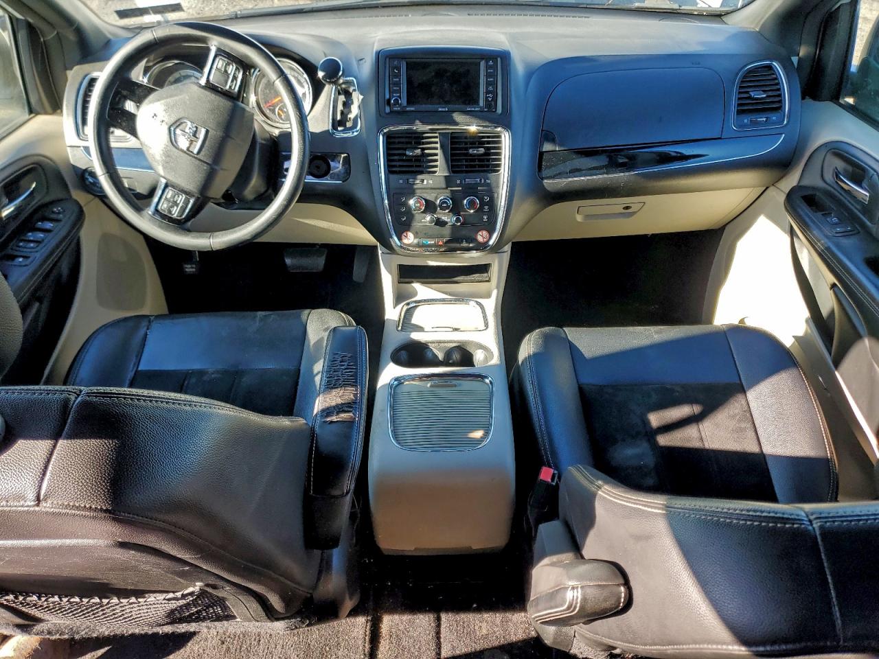 2018 Dodge Grand Caravan Sxt VIN: 2C4RDGCG1JR325969 Lot: 93388245