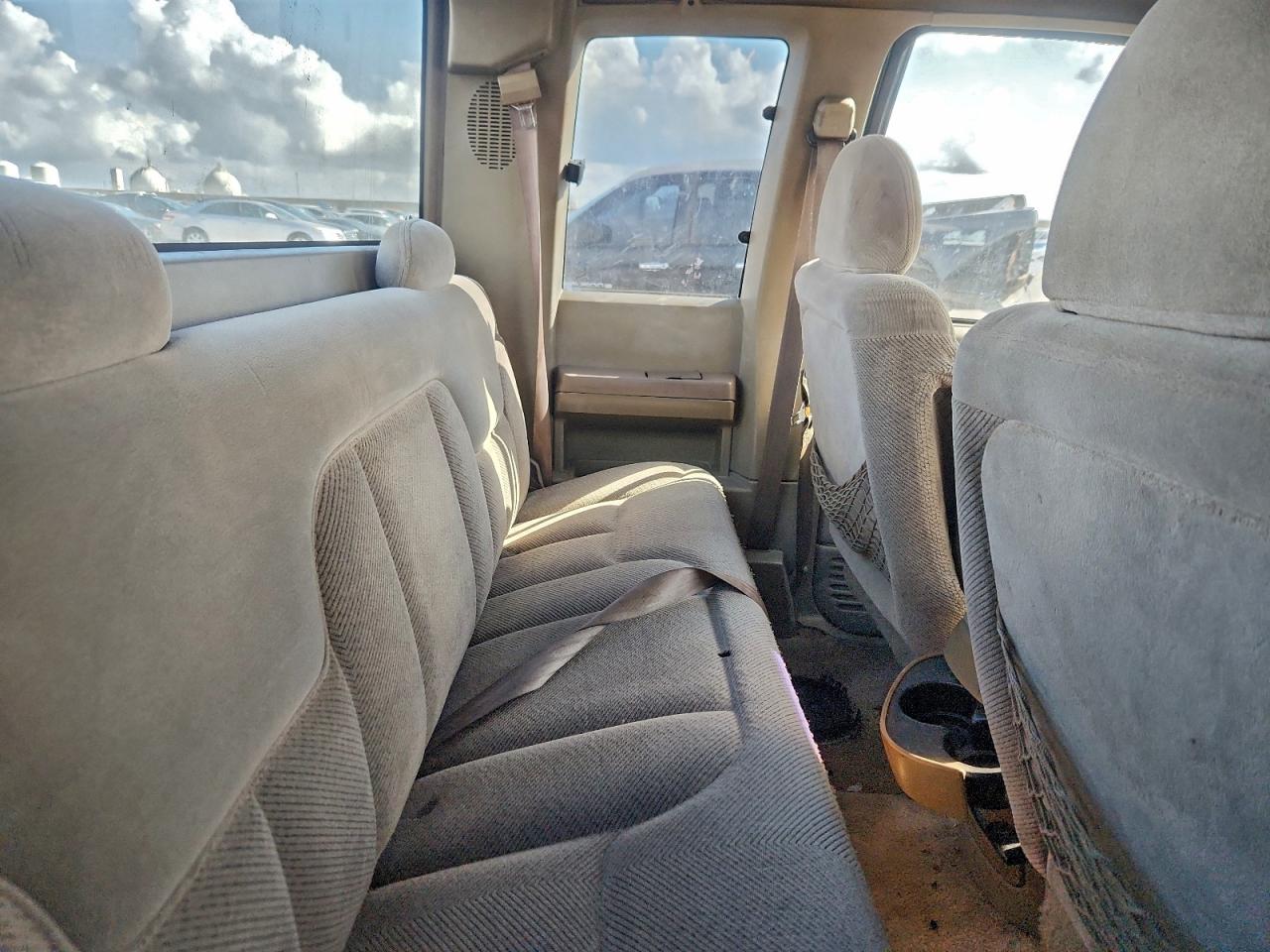 1996 GMC Sierra C1500 VIN: 2GTEC19W7T1508730 Lot: 94065375