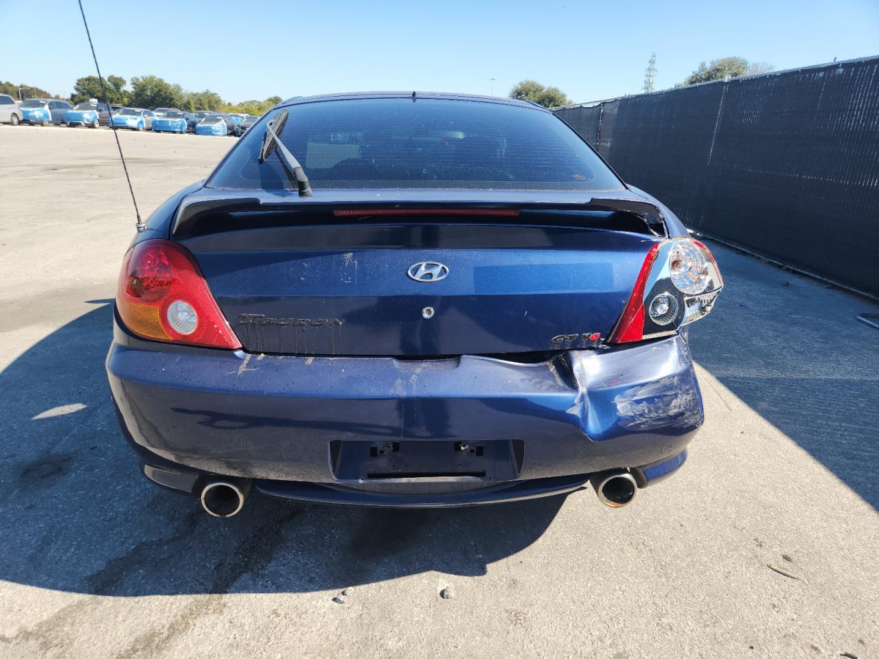 2003 Hyundai Tiburon Gt VIN: KMHHN65F63U041360 Lot: 92866345