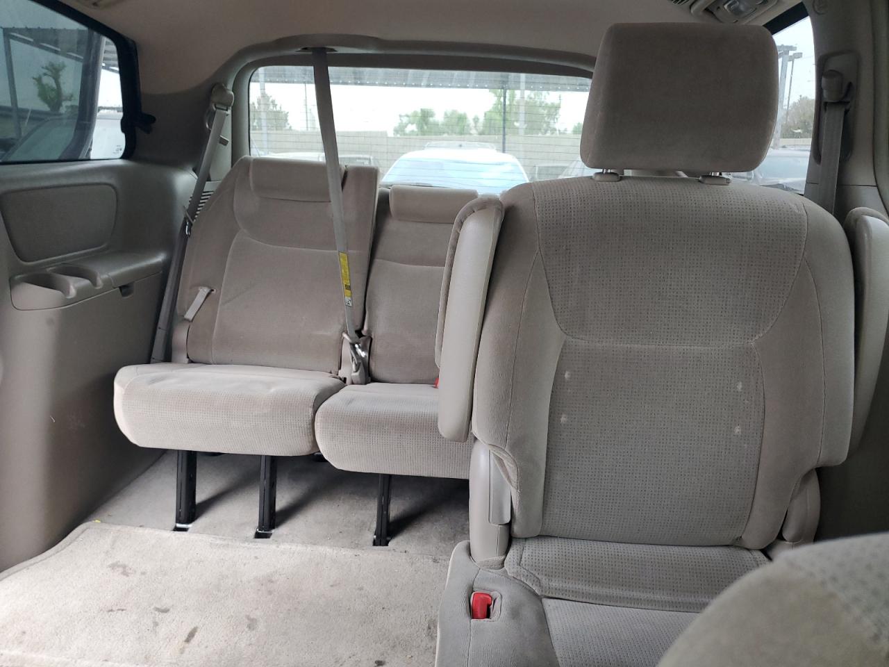 2004 Toyota Sienna Ce VIN: 5TDZA23C64S106378 Lot: 90477385