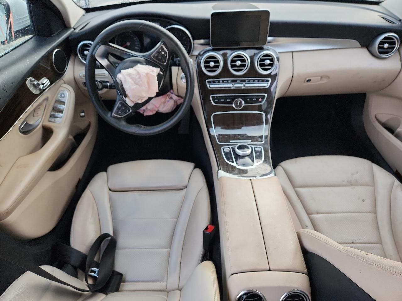 2017 Mercedes-Benz C 300 VIN: 55SWF4JB6HU189930 Lot: 93663825