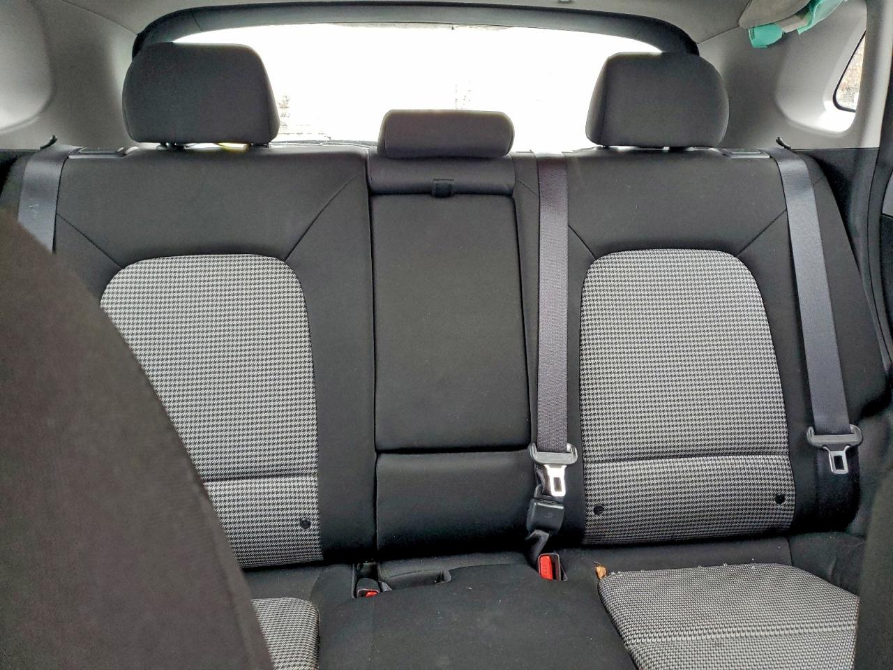 2021 Hyundai Kona Se VIN: KM8K1CAA7MU643728 Lot: 93252025