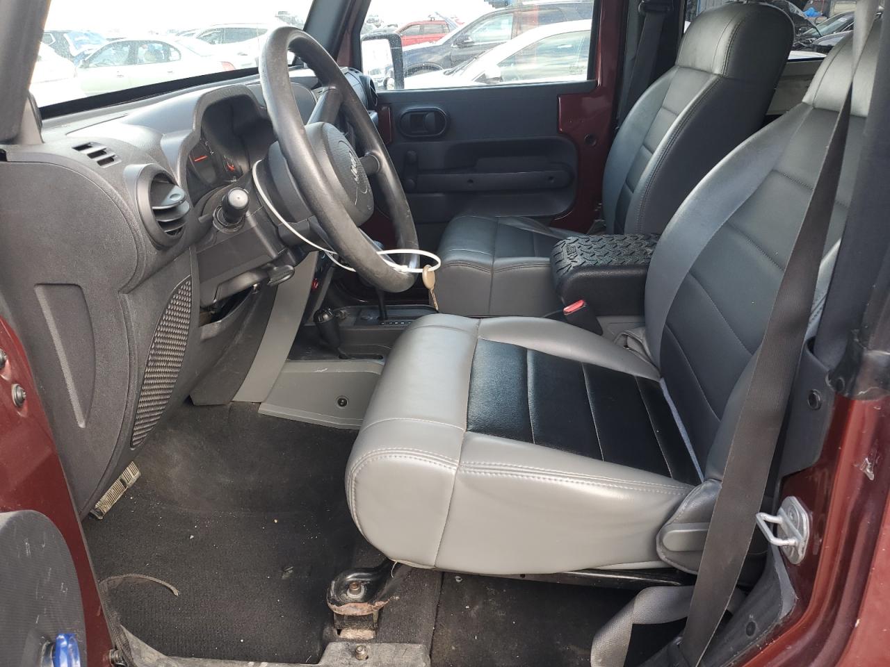 2008 Jeep Wrangler X VIN: 1J4FA24128L574951 Lot: 93974845