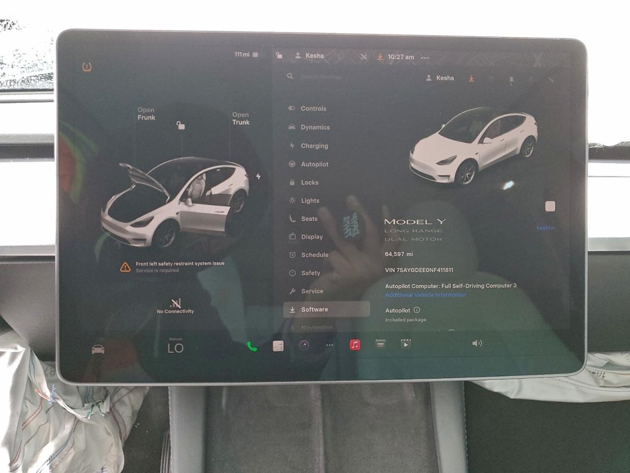 2022 Tesla Model Y VIN: 7SAYGDEE0NF411811 Lot: 93710145