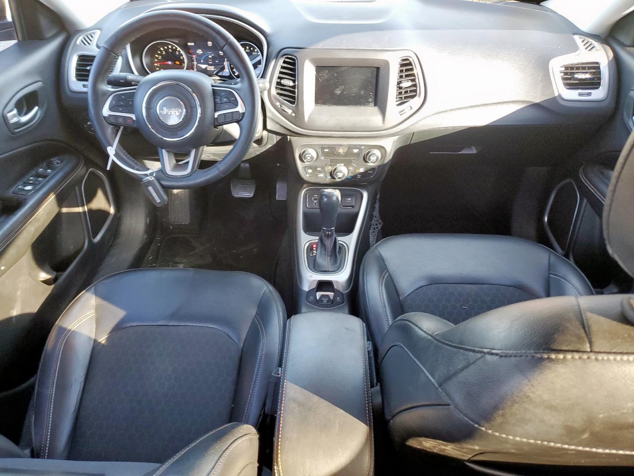 2018 Jeep Compass Latitude VIN: 3C4NJCBB3JT140406 Lot: 91729875