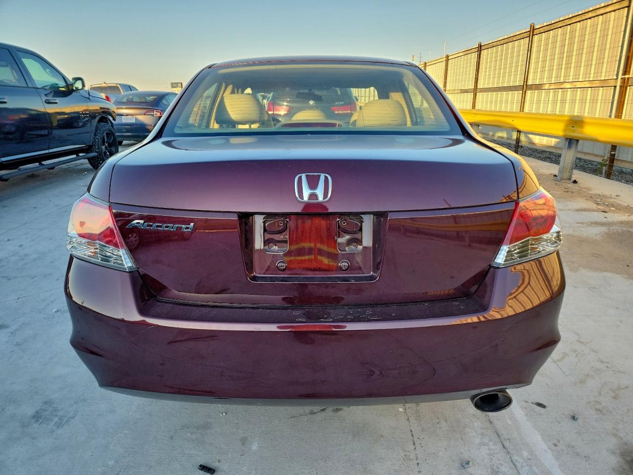 2008 Honda Accord Lxp VIN: 1HGCP26478A068995 Lot: 94258535