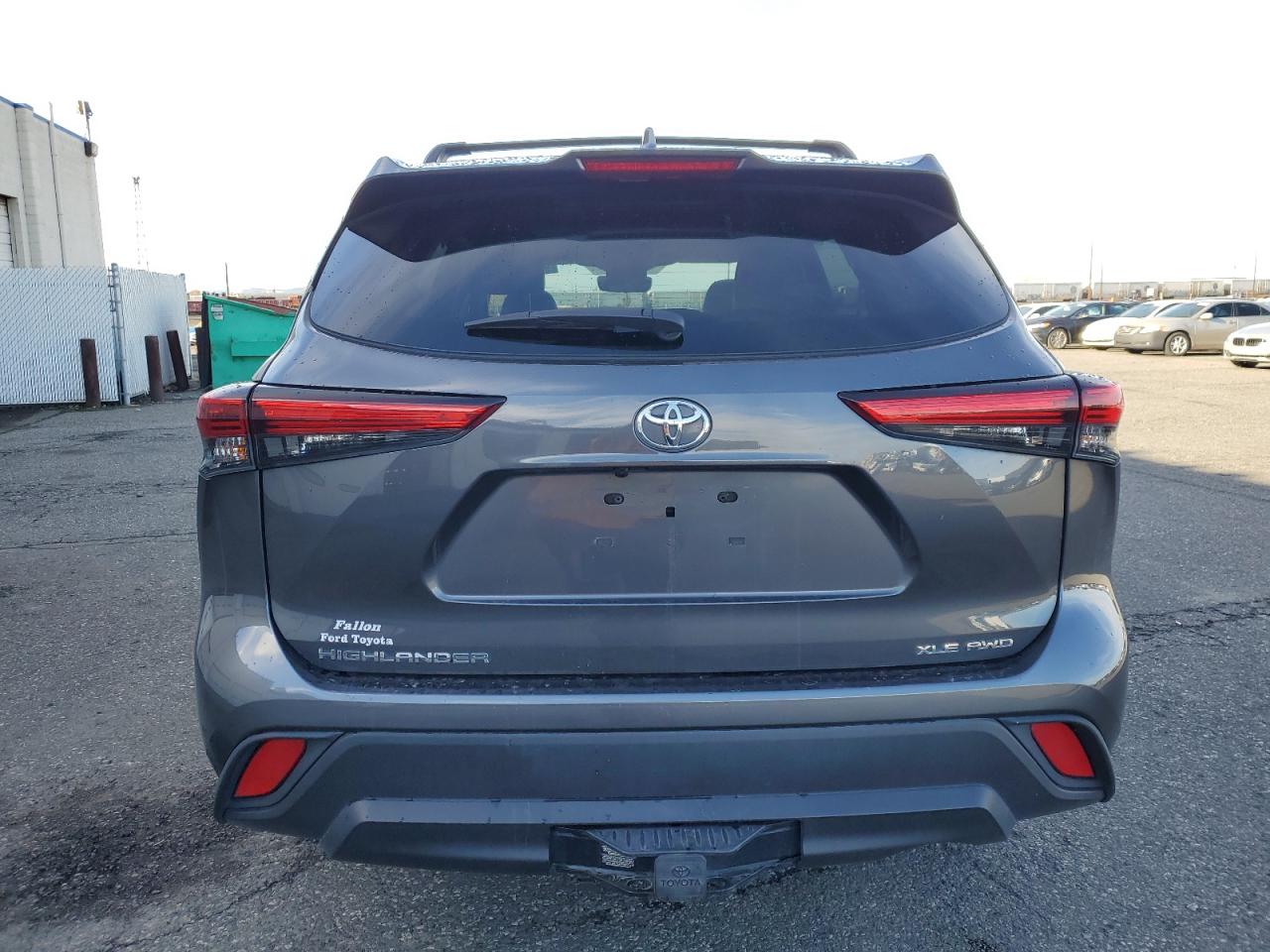 2022 Toyota Highlander Xle VIN: 5TDHZRBH9NS245710 Lot: 93304075
