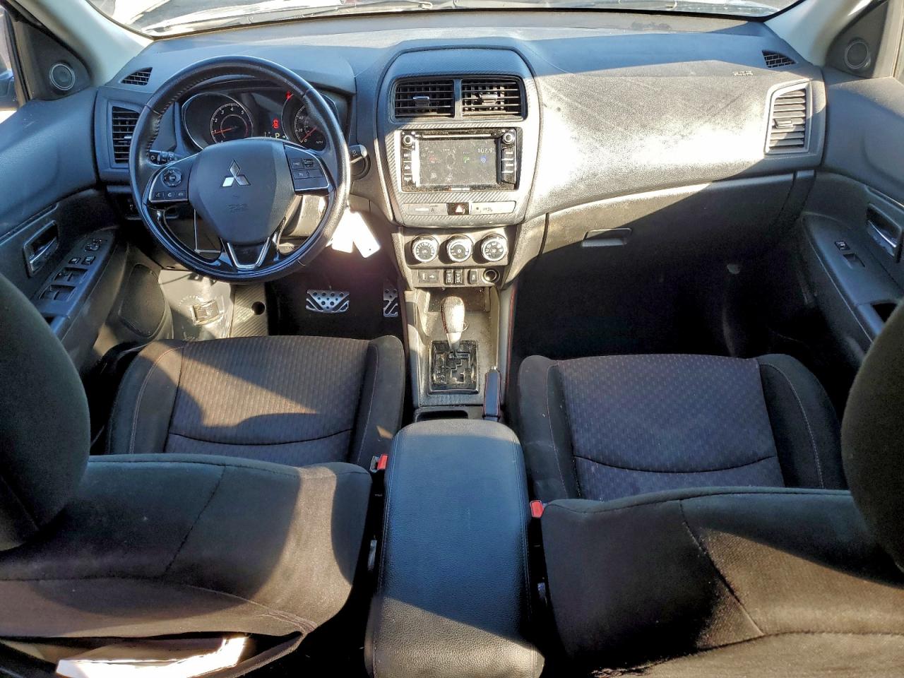 2018 Mitsubishi Outlander Sport Es VIN: JA4AR3AU5JZ022886 Lot: 94193285