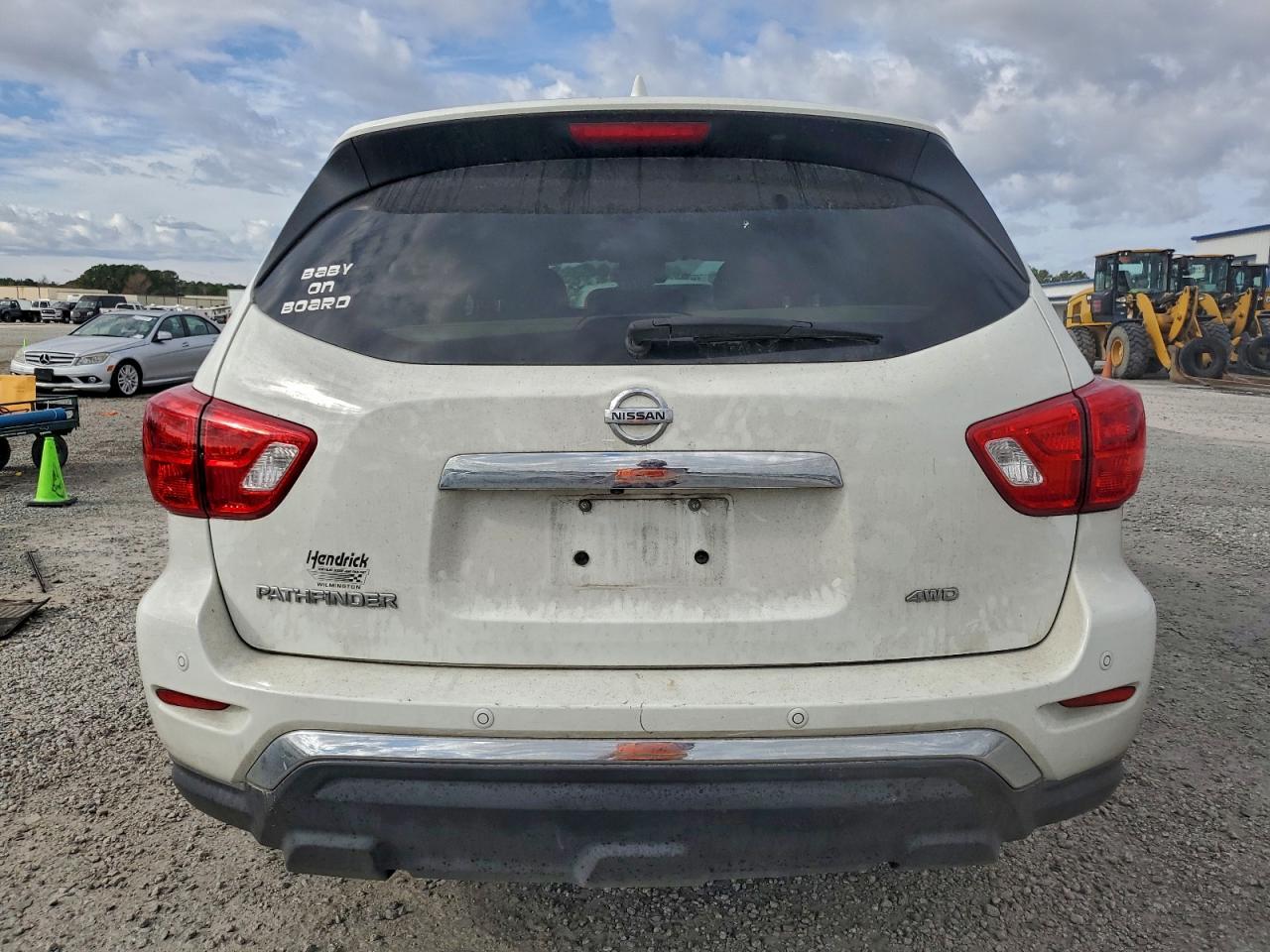 2019 Nissan Pathfinder S VIN: 5N1DR2MMXKC590169 Lot: 94251415