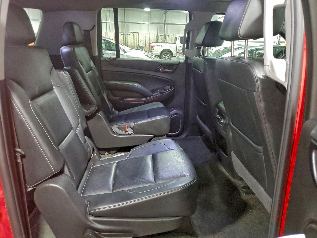 2018 Chevrolet Suburban K1500 Lt VIN: 1GNSKHKC6JR360032 Lot: 93244455