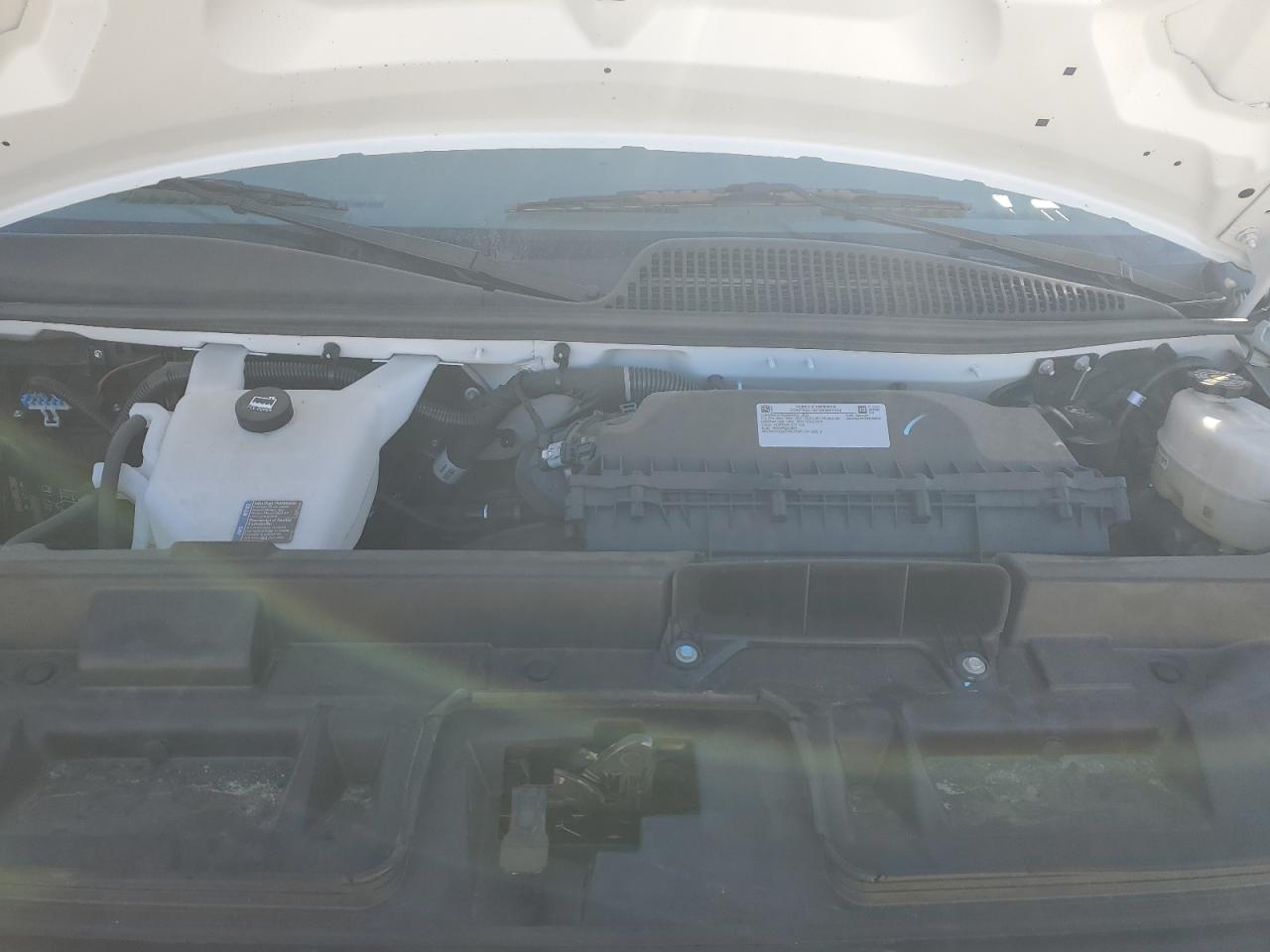 2024 Chevrolet Express G2500 Delivery Van VIN: 1GCWGAFPXR1255536 Lot: 92692725