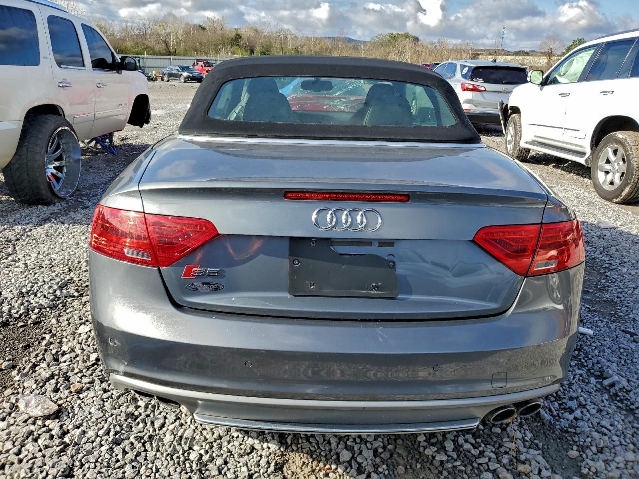 2013 Audi S5 Premium Plus VIN: WAUCGAFH7DN001180 Lot: 94742995