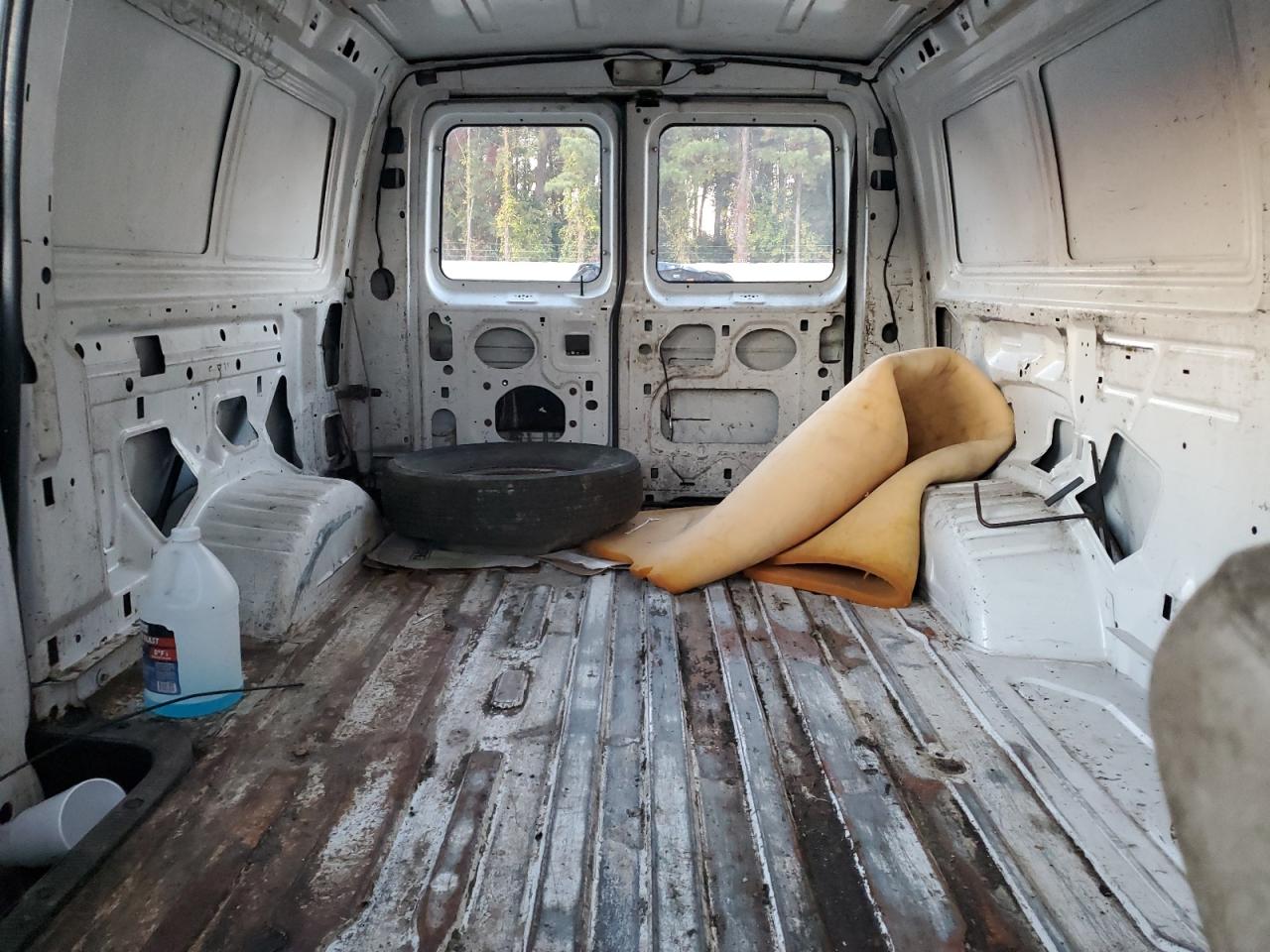 2001 Ford Econoline E150 Van VIN: 1FTRE14W21HB64477 Lot: 91675055