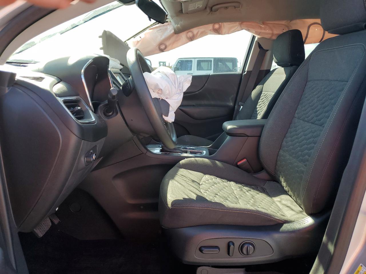 2019 Chevrolet Equinox Lt VIN: 3GNAXKEV0KS681554 Lot: 91372375