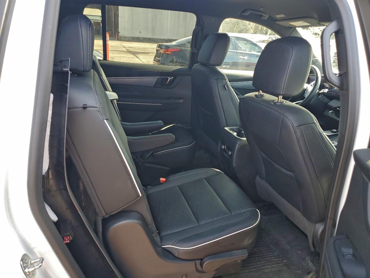 2025 Buick Enclave Sport Touring VIN: 5GAERBRS4SJ104386 Lot: 94370115