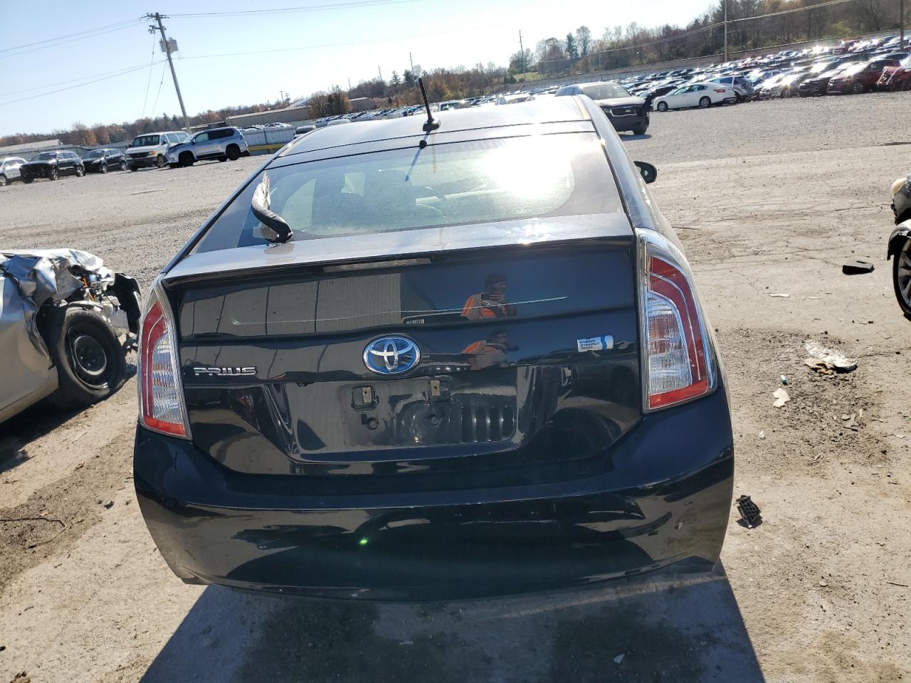 2014 Toyota Prius VIN: JTDKN3DU7E1763885 Lot: 92635825