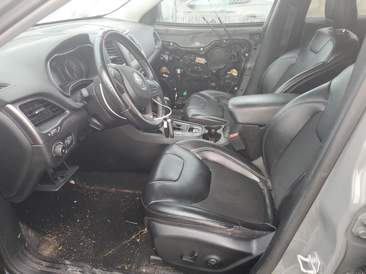 2019 Jeep Cherokee Latitude Plus VIN: 1C4PJLLB1KD434627 Lot: 91731695