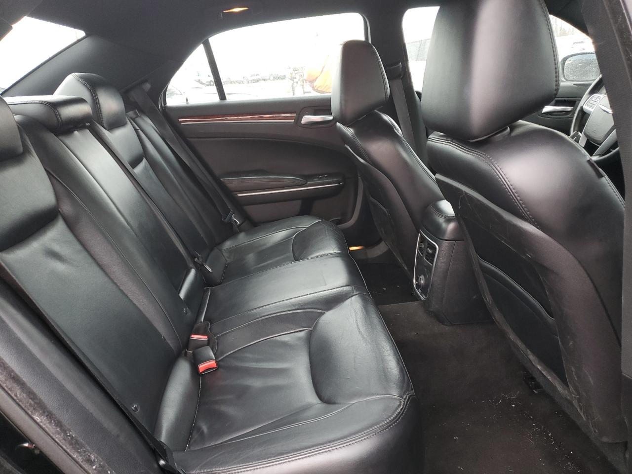 2014 Chrysler 300 VIN: 2C3CCARG9EH352740 Lot: 93213565