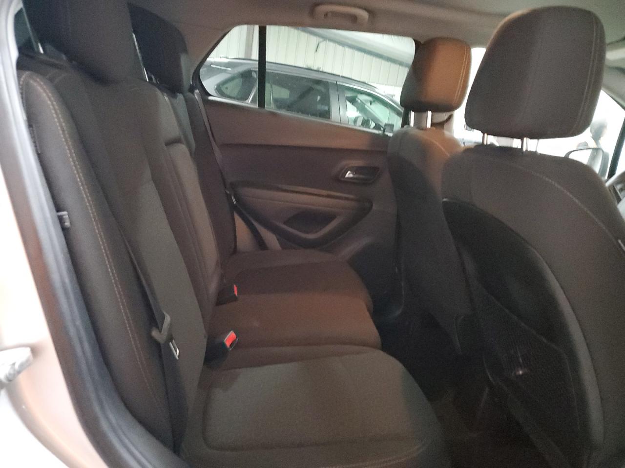 2019 Chevrolet Trax Ls VIN: 3GNCJNSB3KL216489 Lot: 92938025