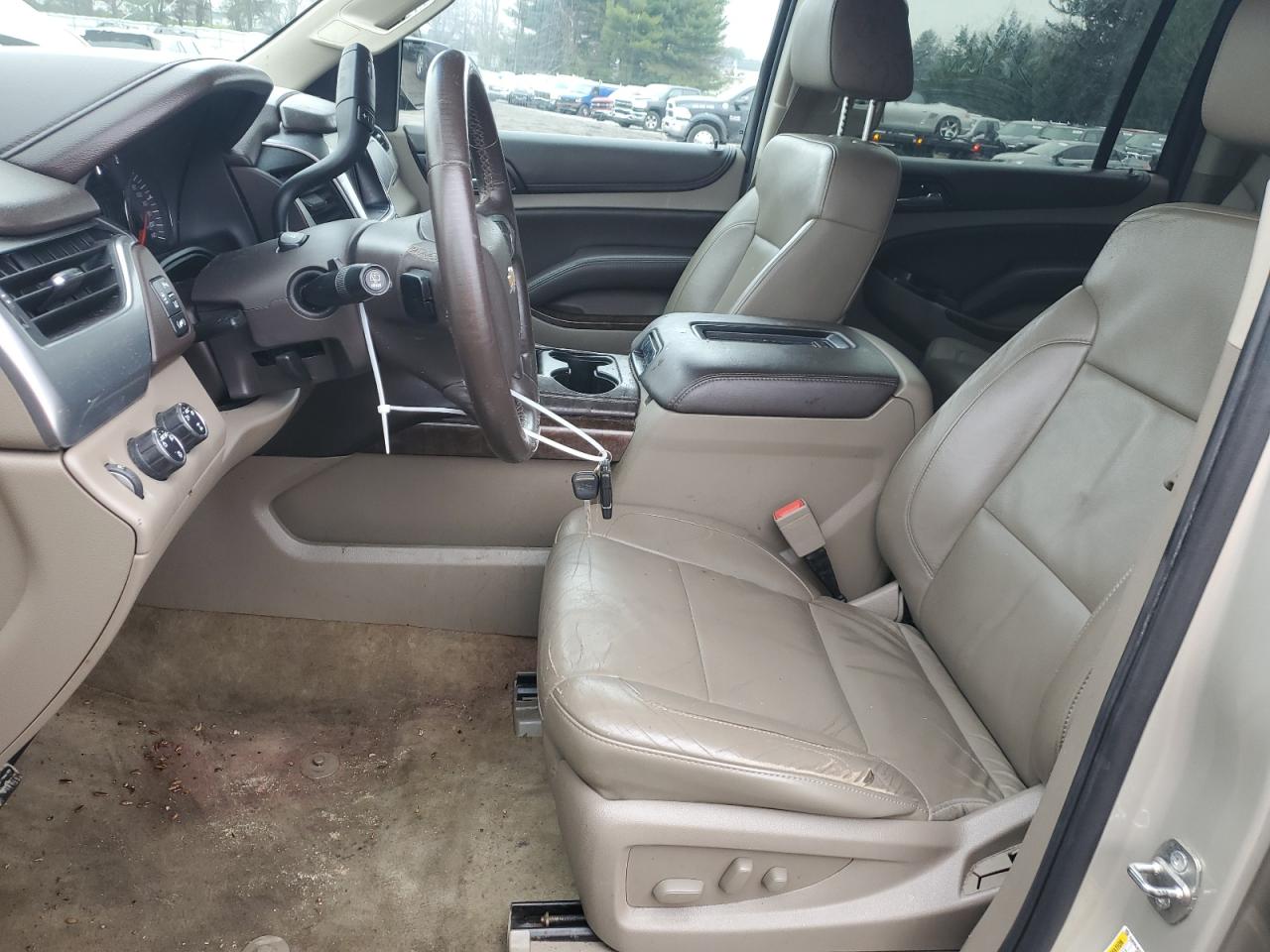 2015 Chevrolet Suburban K1500 Lt VIN: 1GNSKJKC6FR301254 Lot: 93713925