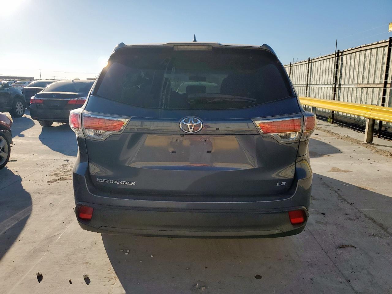 2014 Toyota Highlander Le VIN: 5TDZKRFH9ES011327 Lot: 91143355