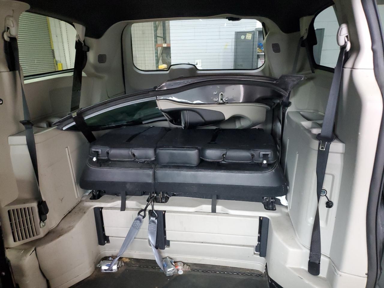 2018 Dodge Grand Caravan Sxt VIN: 2C7WDGCG8JR218861 Lot: 91278655