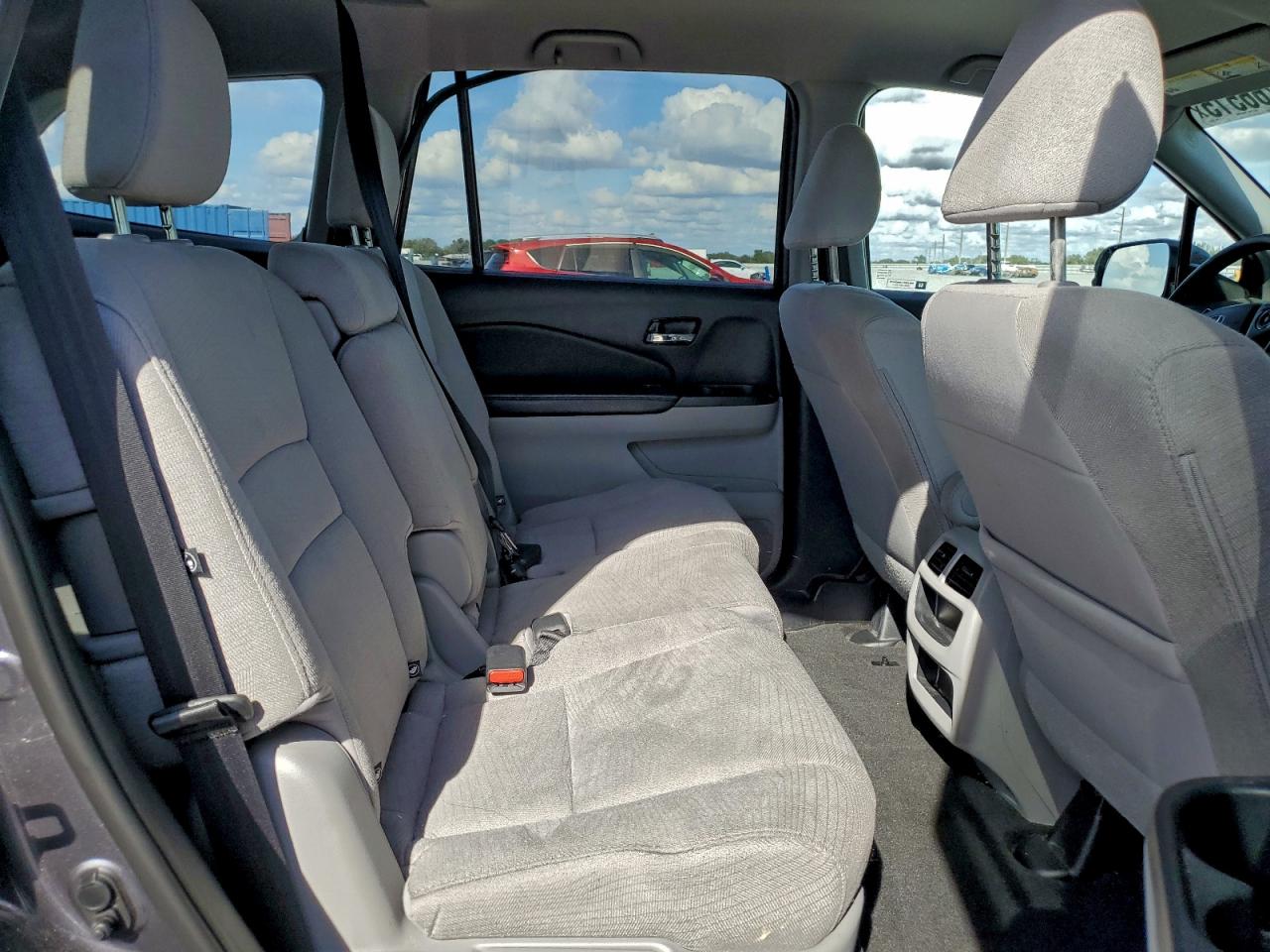 2017 Honda Pilot Lx VIN: 5FNYF5H10HB019270 Lot: 94766515