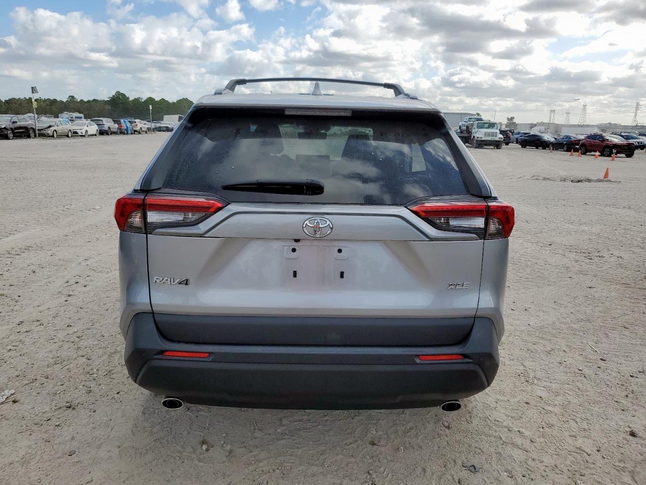 Фото: 2T3C1RFV0PC247205