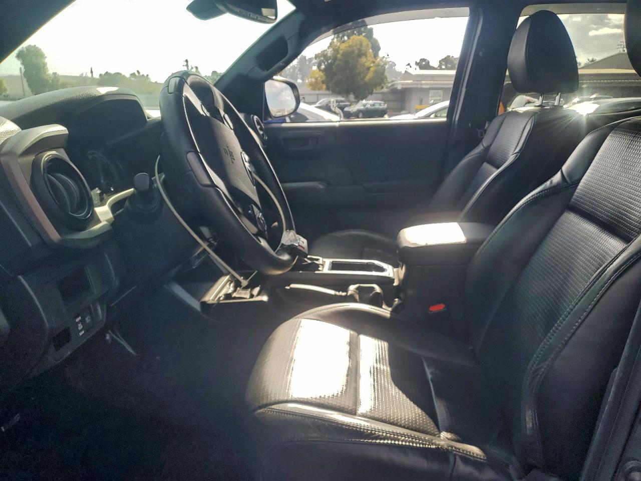 2019 Toyota Tacoma Double Cab VIN: 3TMCZ5AN1KM213131 Lot: 93775175