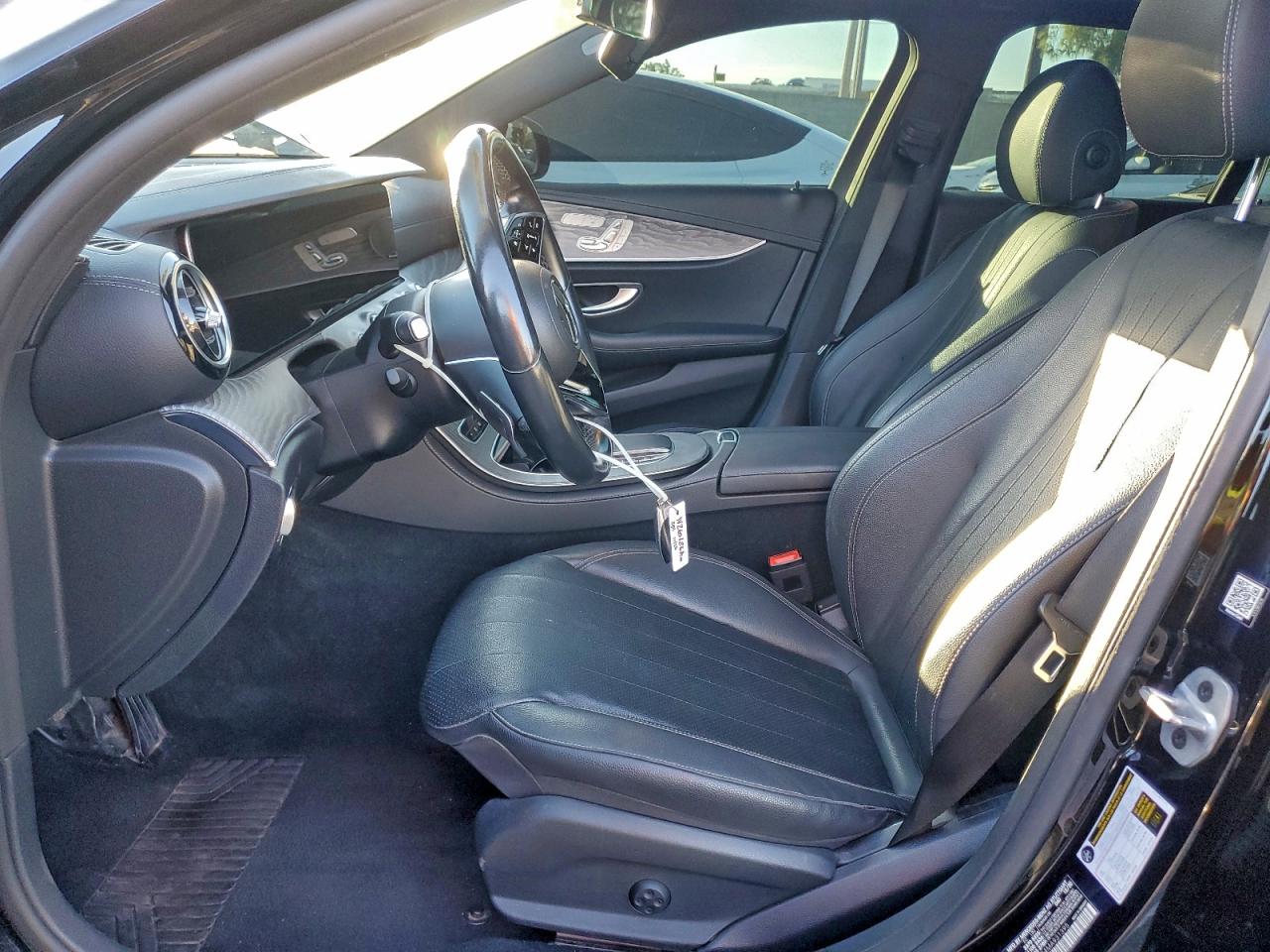 2021 Mercedes-Benz E 350 VIN: W1KZF8DB4MA931395 Lot: 94421665