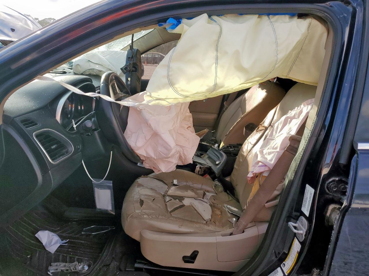 2011 Chrysler 200 Limited VIN: 1C3BC2FG6BN519791 Lot: 93769935