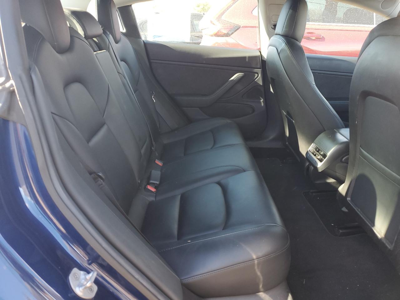 2019 Tesla Model 3 VIN: 5YJ3E1EB8KF231358 Lot: 91285845