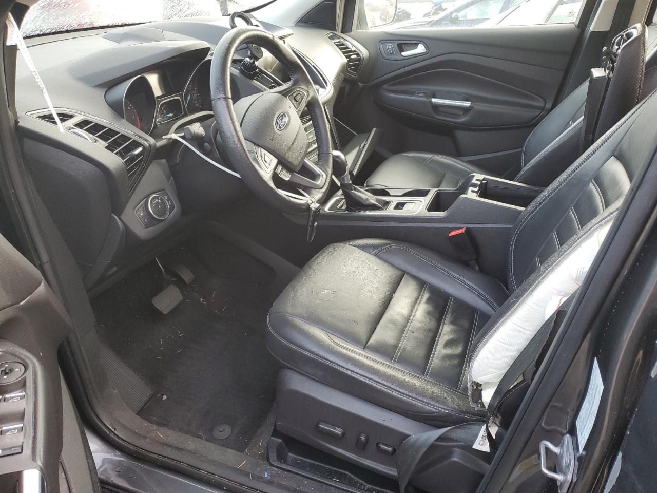 2018 Ford Escape Titanium VIN: 1FMCU9J91JUD37916 Lot: 92149405