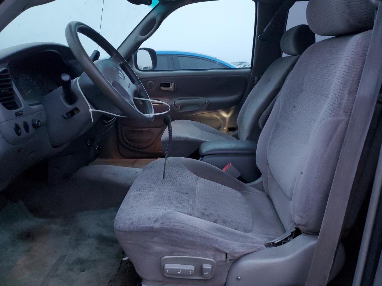 2000 Toyota Tundra Access Cab Limited VIN: 5TBRT3818YS041653 Lot: 93864895