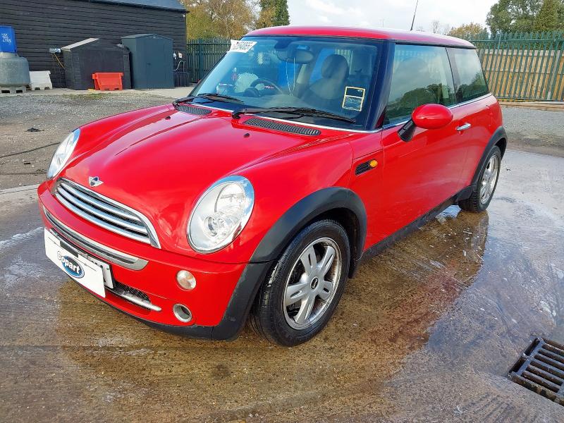 2006 MINI HATCHBACK 1.6 COOPER 3DR AUTO for sale at Copart COLCHESTER