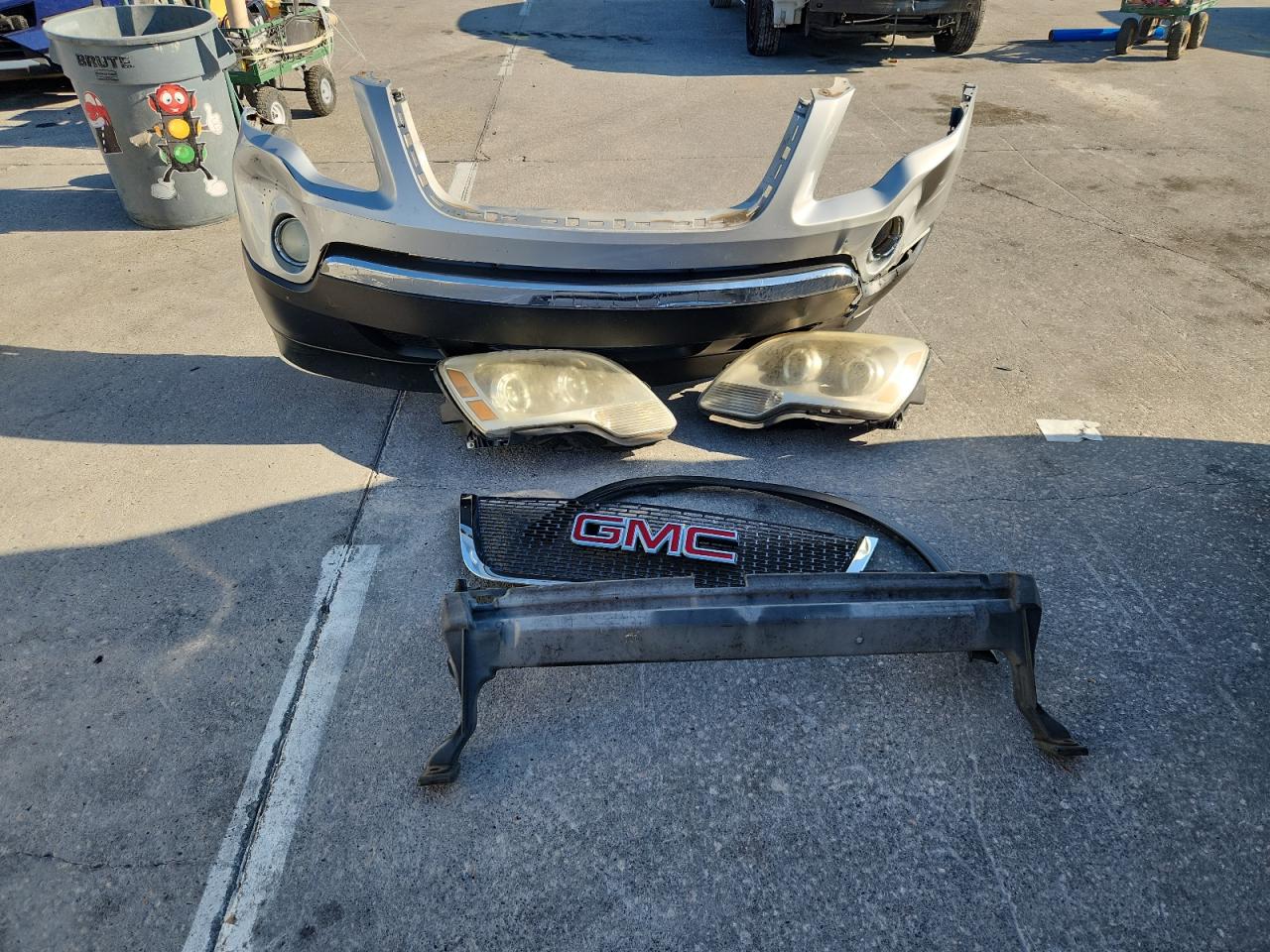 2010 GMC Acadia Sle VIN: 1GKLRLED9AJ169305 Lot: 92209595