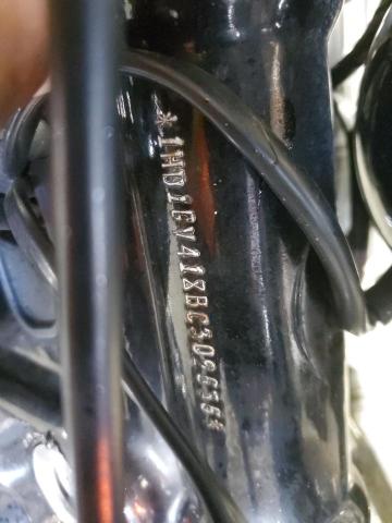 2011 HARLEY-DAVIDSON FXDC   