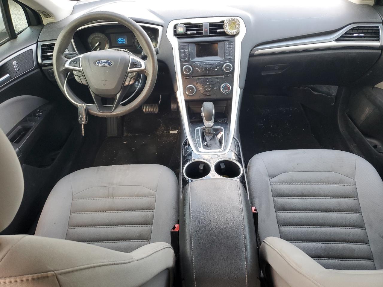 2013 Ford Fusion S VIN: 3FA6P0G73DR355801 Lot: 93532025