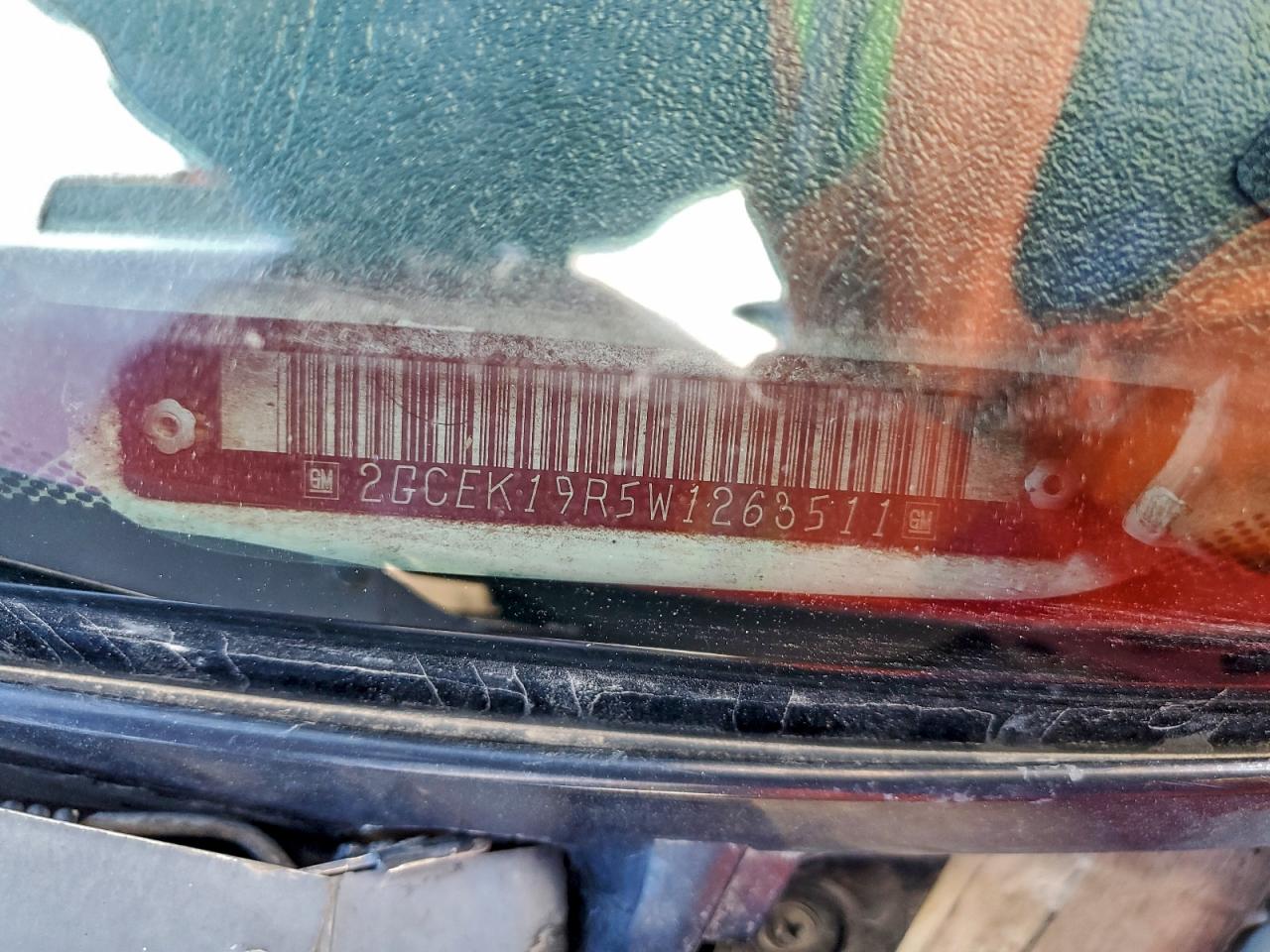 1998 Chevrolet Gmt-400 K1500 VIN: 2GCEK19R5W1263511 Lot: 94164905