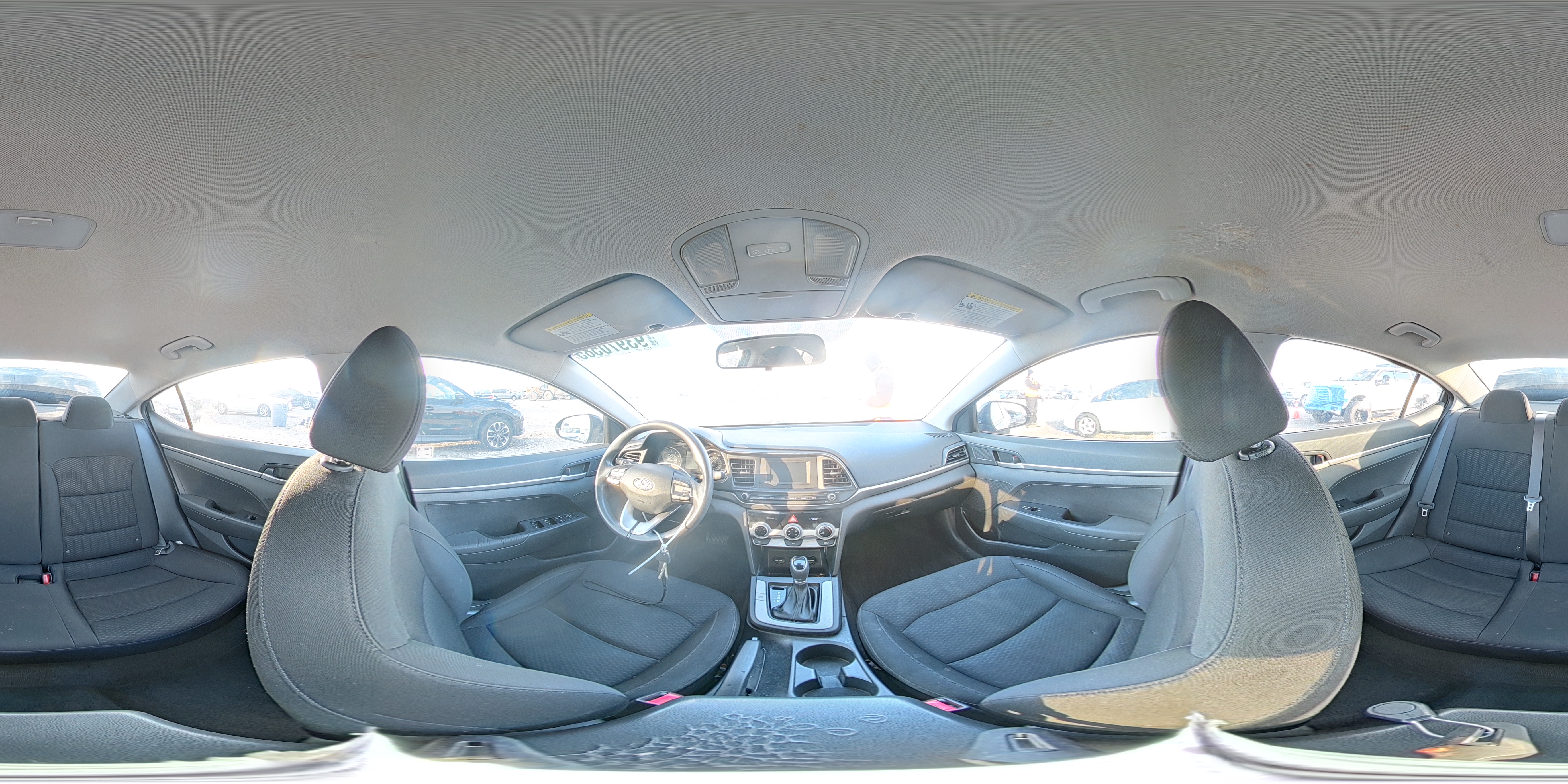 2019 Hyundai Elantra Se VIN: KMHD74LFXKU847202 Lot: 93970585