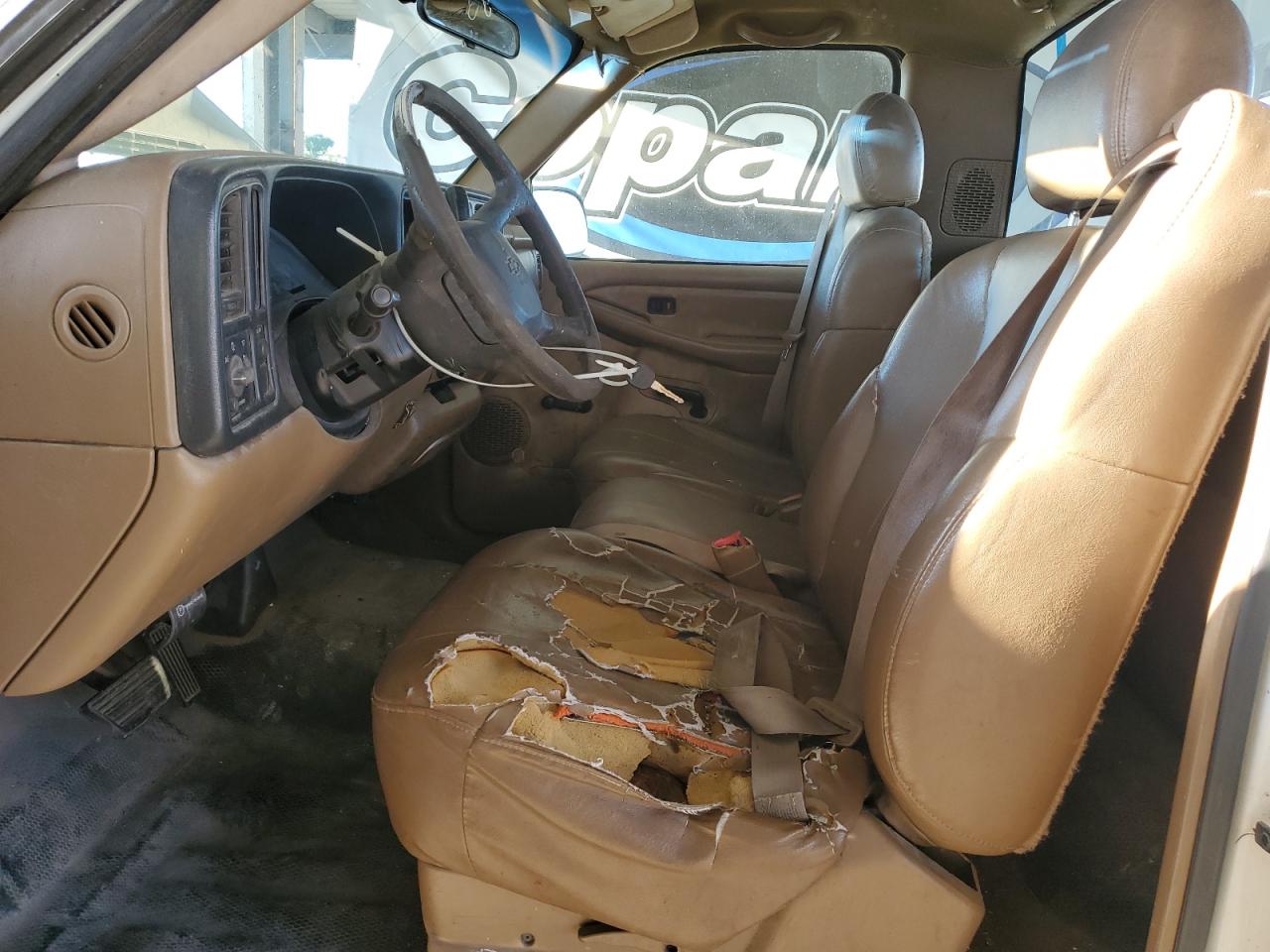 2000 Chevrolet Silverado C1500 VIN: 1GCEC14V8YE322456 Lot: 93233105