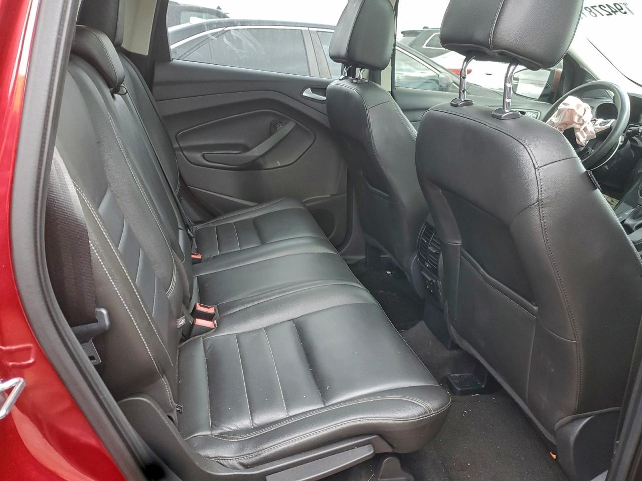 2015 Ford Escape Titanium VIN: 1FMCU0J98FUB18437 Lot: 94278195