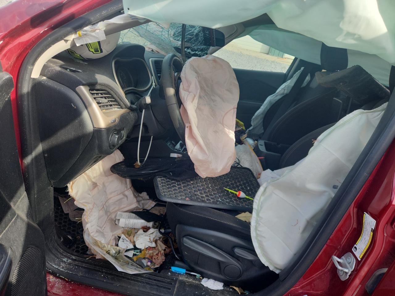 2016 Jeep Cherokee Sport VIN: 1C4PJLAS0GW376394 Lot: 93258605