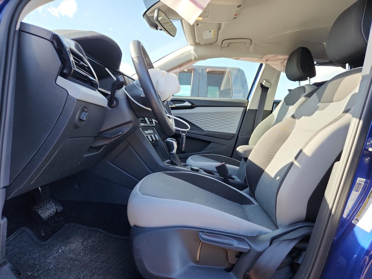 2024 Volkswagen Taos S VIN: 3VV8X7B21RM036121 Lot: 92115455